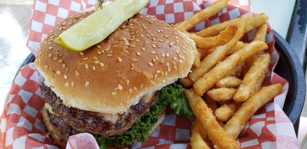 The Waupoos Pub Market & Eatery | restaurant | 2470 Prince Edward County Rd 8, Prince Edward, ON K0K 2T0, Canada | 6136616629 OR +1 613-661-6629