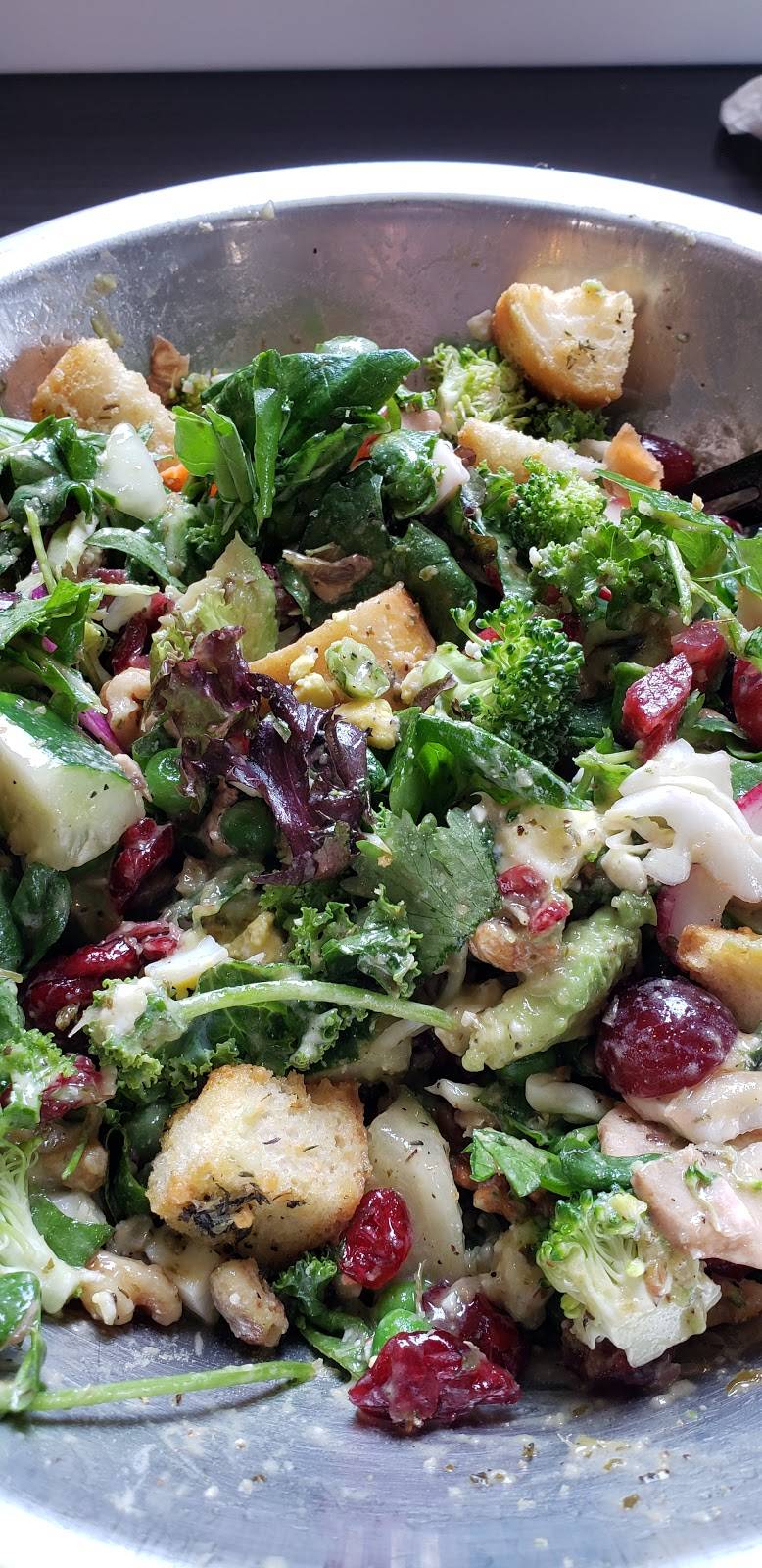 Salata | restaurant | 1120 Townpark Ave Ste 1002, Lake Mary, FL 32746, USA | 4078787389 OR +1 407-878-7389