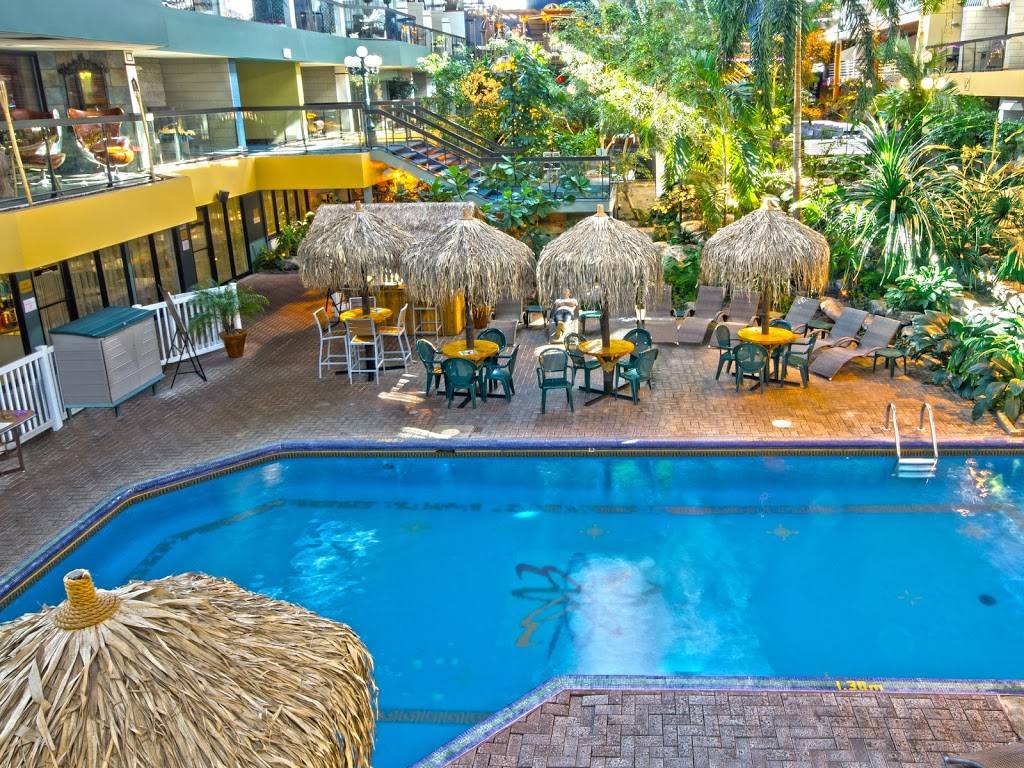 Hôtel Québec Inn | Aéroport de Québec | restaurant | 7175 Boulevard Wilfrid-Hamel, Québec, QC G2G 1B6, Canada | 4188729831 OR +1 418-872-9831