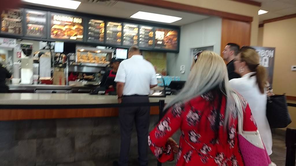 Arbys | restaurant | 24700 Haggerty Rd, Farmington Hills, MI 48335, USA | 2486159330 OR +1 248-615-9330