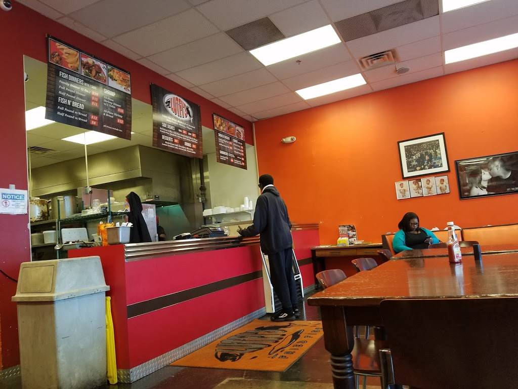 Lutfis Fried Fish | restaurant | 1664 E 63rd St, Kansas City, MO 64110, USA | 8169210152 OR +1 816-921-0152