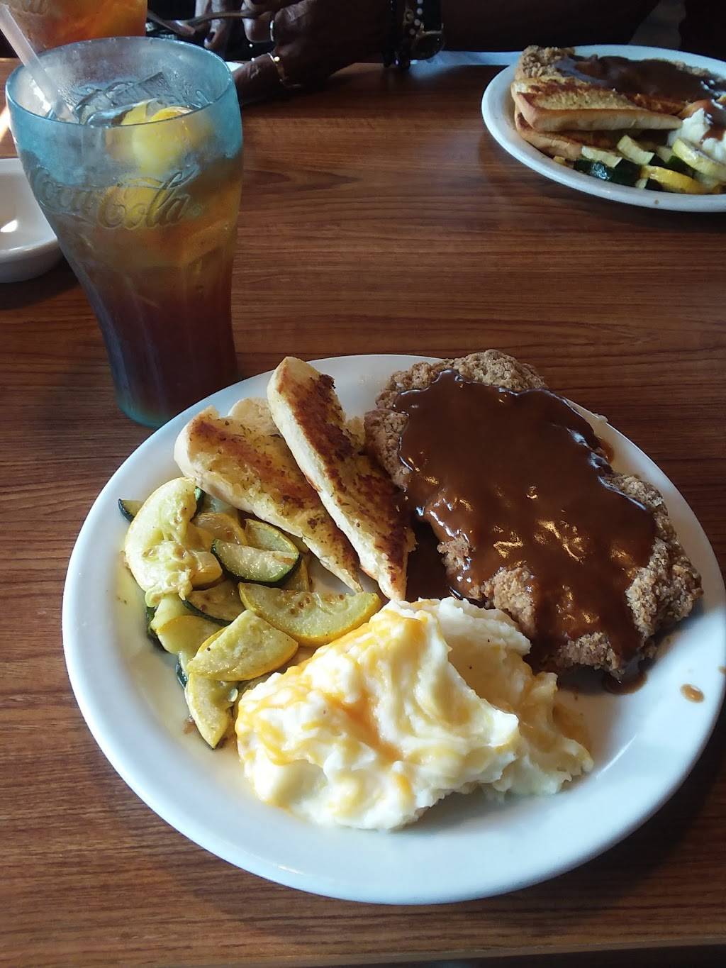 Dennys | restaurant | 7120 S Cockrell Hill Rd, Dallas, TX 75236, USA | 9722964033 OR +1 972-296-4033