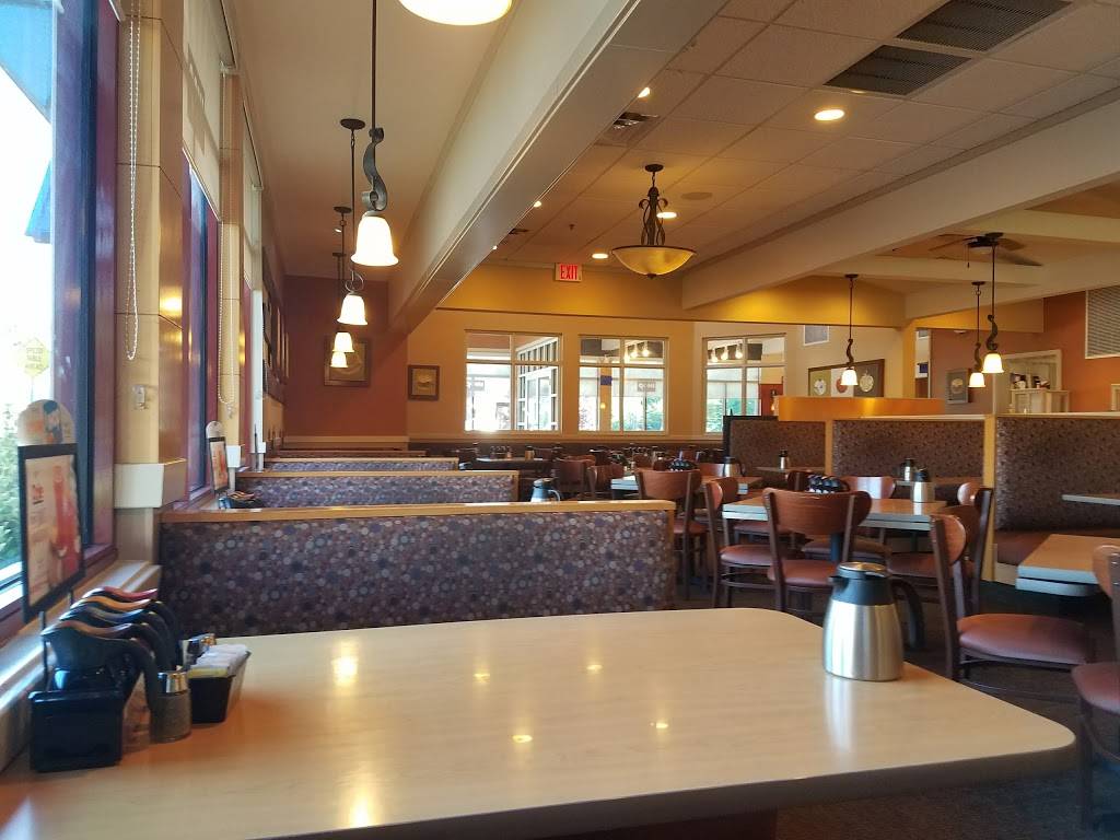 IHOP | bakery | 3077 NJ-27, Franklin Park, NJ 08823, USA | 7329601019 OR +1 732-960-1019