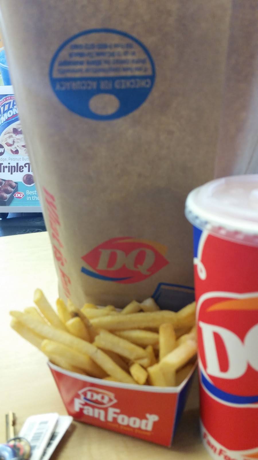 Dairy Queen Grill & Chill | restaurant | 2935 W 71st St, Indianapolis, IN 46268, USA | 3173410214 OR +1 317-341-0214