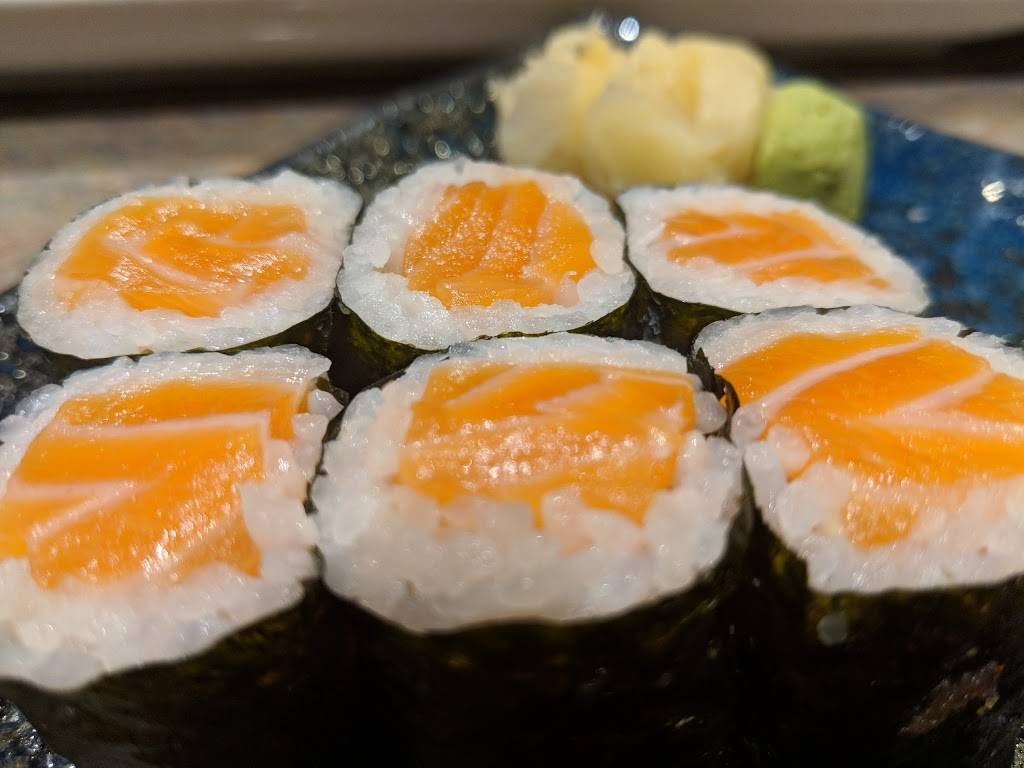 Sushi Plus Japanese Restaurant | restaurant | 30 Woodside Rd, Redwood City, CA 94061, USA | 6502610799 OR +1 650-261-0799