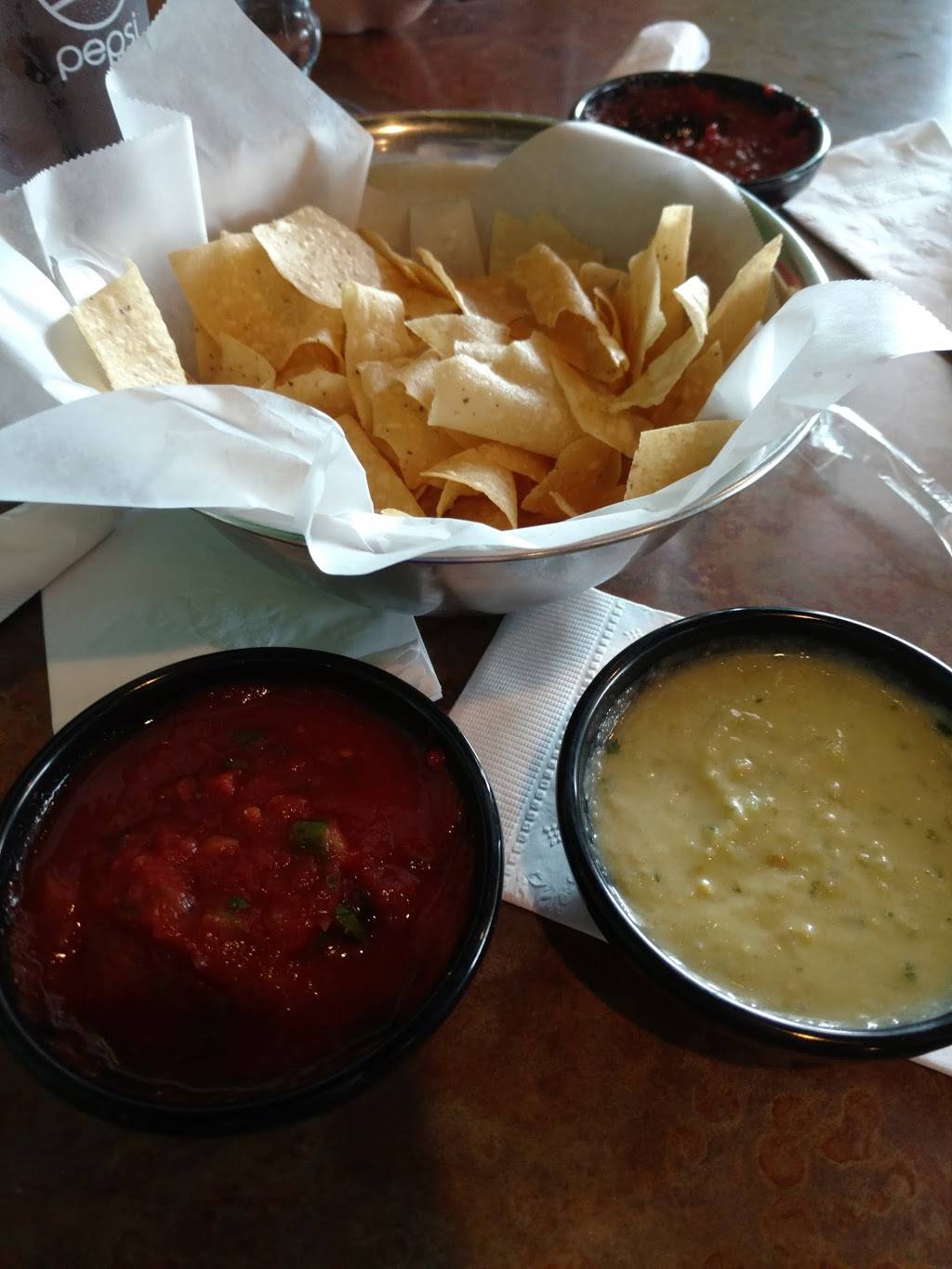 Mi Ranchito | restaurant | 7148 W 80th St, Overland Park, KS 66204, USA | 9136427500 OR +1 913-642-7500