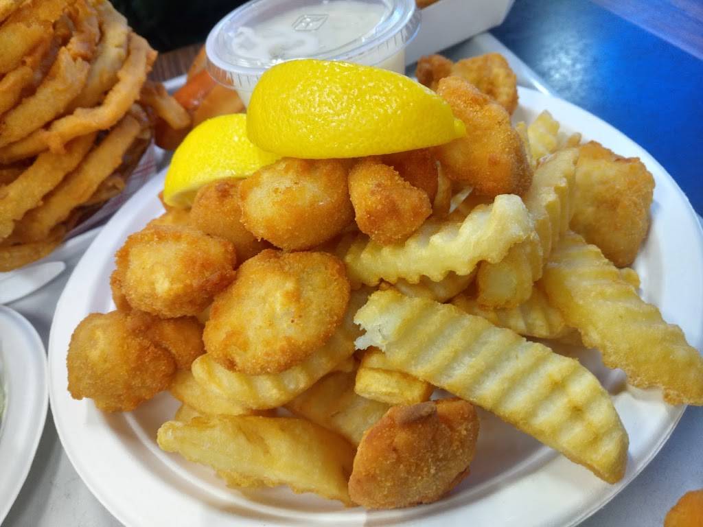 Glenwood Drive-In | restaurant | 2538 Whitney Ave, Hamden, CT 06518, USA | 2032810604 OR +1 203-281-0604