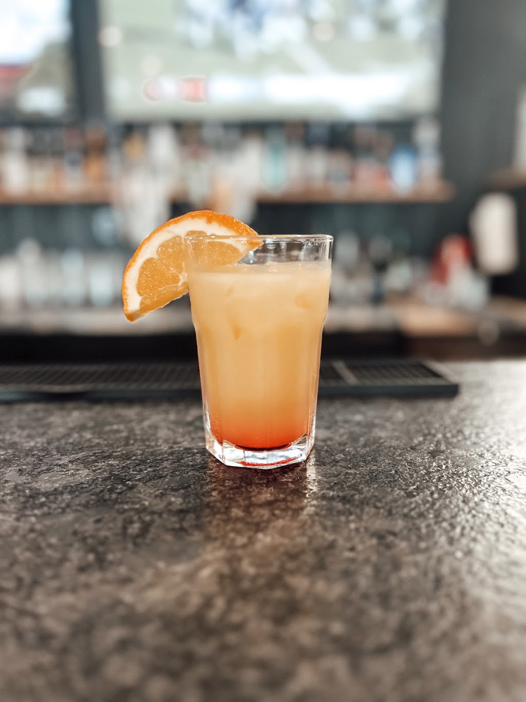 The Local Sports Bar + Grill | restaurant | 108 W Main St, Ossian, IA 52161, USA | 5635329812 OR +1 563-532-9812