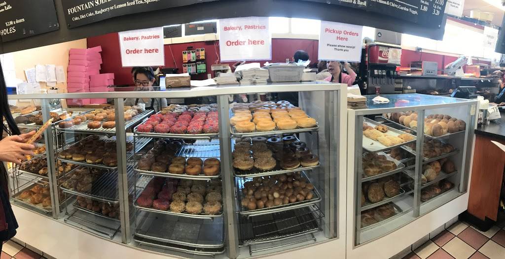 Rogers Deli & Donuts | bakery | 295 E Middlefield Rd, Mountain View, CA 94043, USA | 6509652204 OR +1 650-965-2204