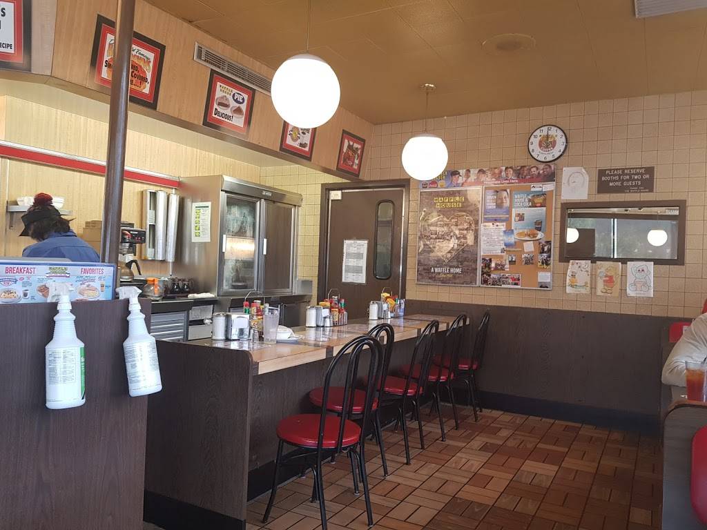 Waffle House | meal takeaway | 121 Waterfront Way, Dalton, GA 30720, USA | 7062777704 OR +1 706-277-7704