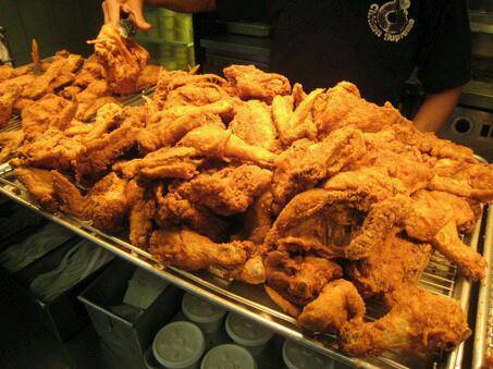 Kennedy Fried Chicken | restaurant | 2371 Grand Concourse, The Bronx, NY 10468, USA | 7185844950 OR +1 718-584-4950