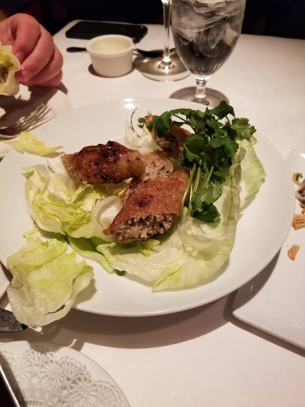 Fredericks Restaurant | restaurant | 7701 Broadway St Ste 135, San Antonio, TX 78209, USA | 2108289050 OR +1 210-828-9050