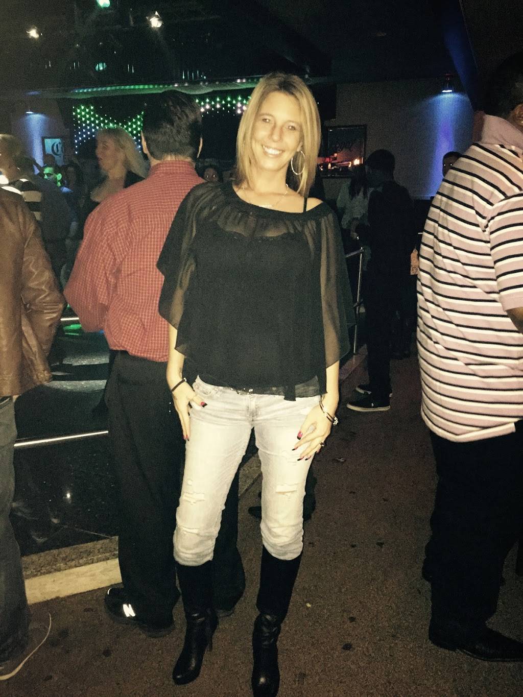 Coastline Bar & Grill | restaurant | 1240 Brace Rd, Cherry Hill, NJ 08034, USA | 8567951773 OR +1 856-795-1773