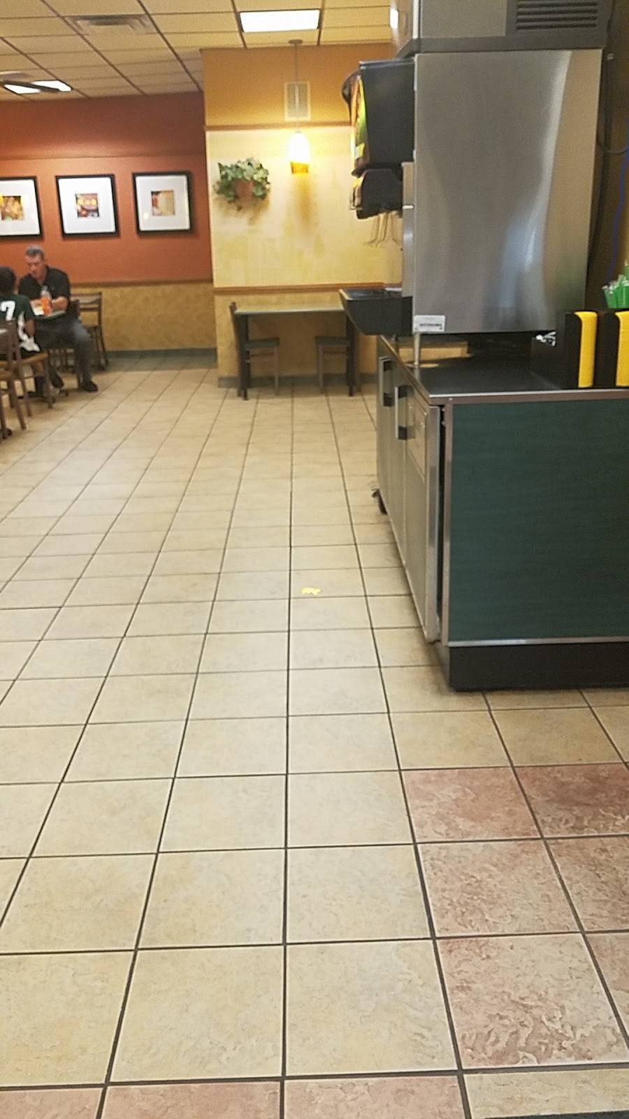 Subway | restaurant | 74 Taunton Ave, Seekonk, MA 02771, USA | 5083362877 OR +1 508-336-2877