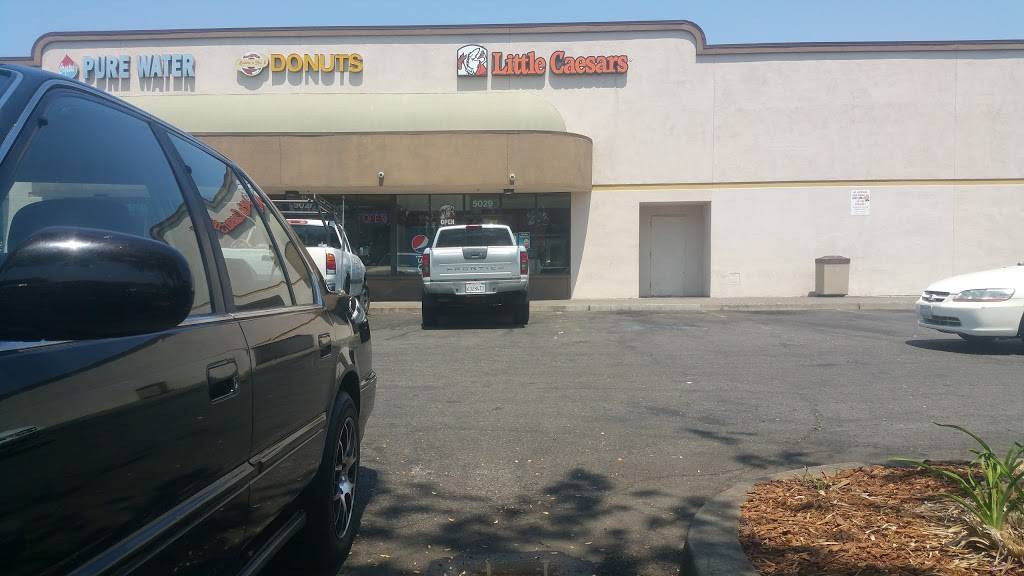 Little Caesars Pizza | meal takeaway | 5029 Fruitridge Rd, Sacramento, CA 95820, USA | 9164564800 OR +1 916-456-4800