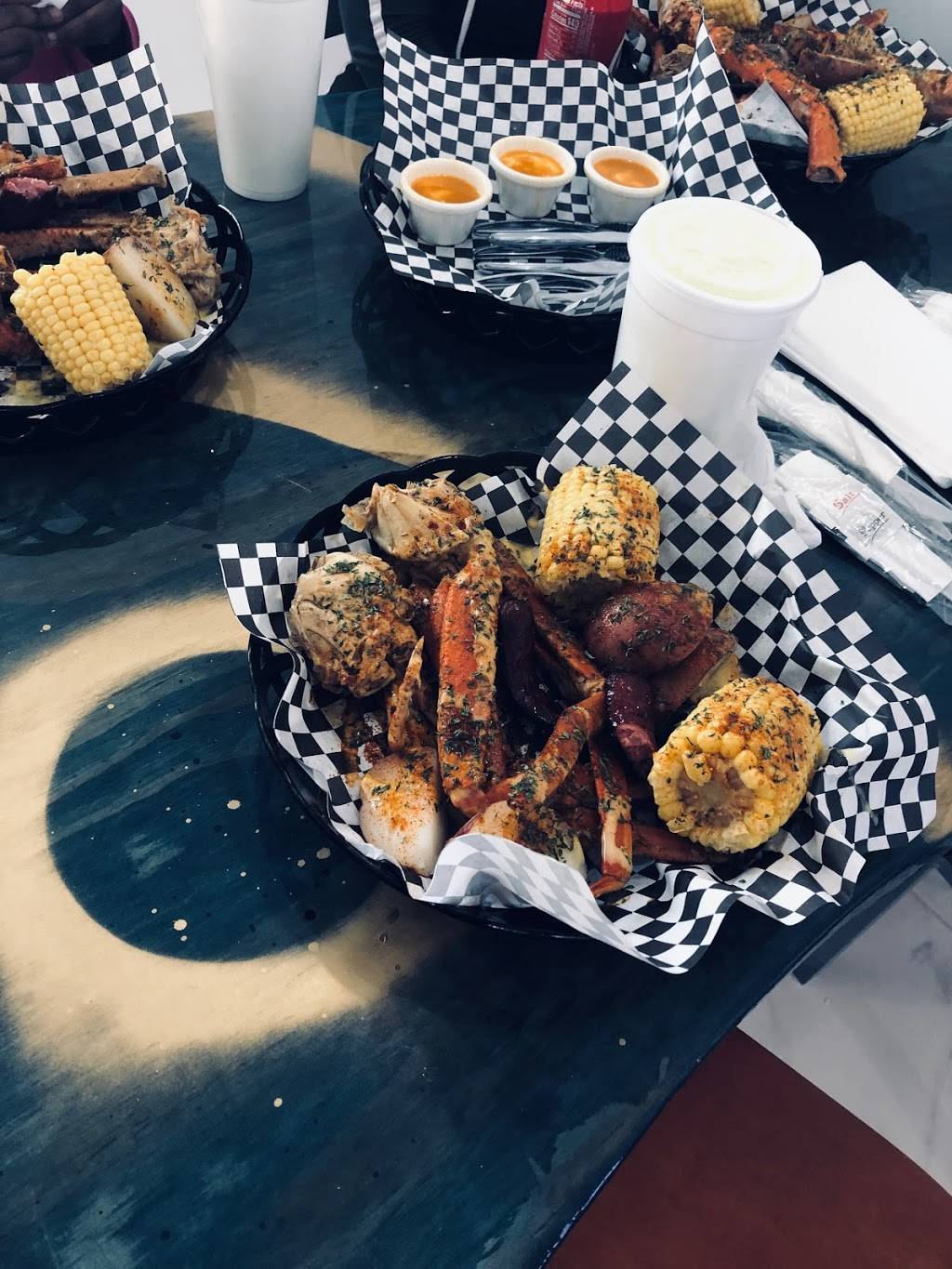 Tredericks Seafood & Grill | restaurant | 609 Whitehall St SW, Atlanta, GA 30303, USA | 4703432175 OR +1 470-343-2175