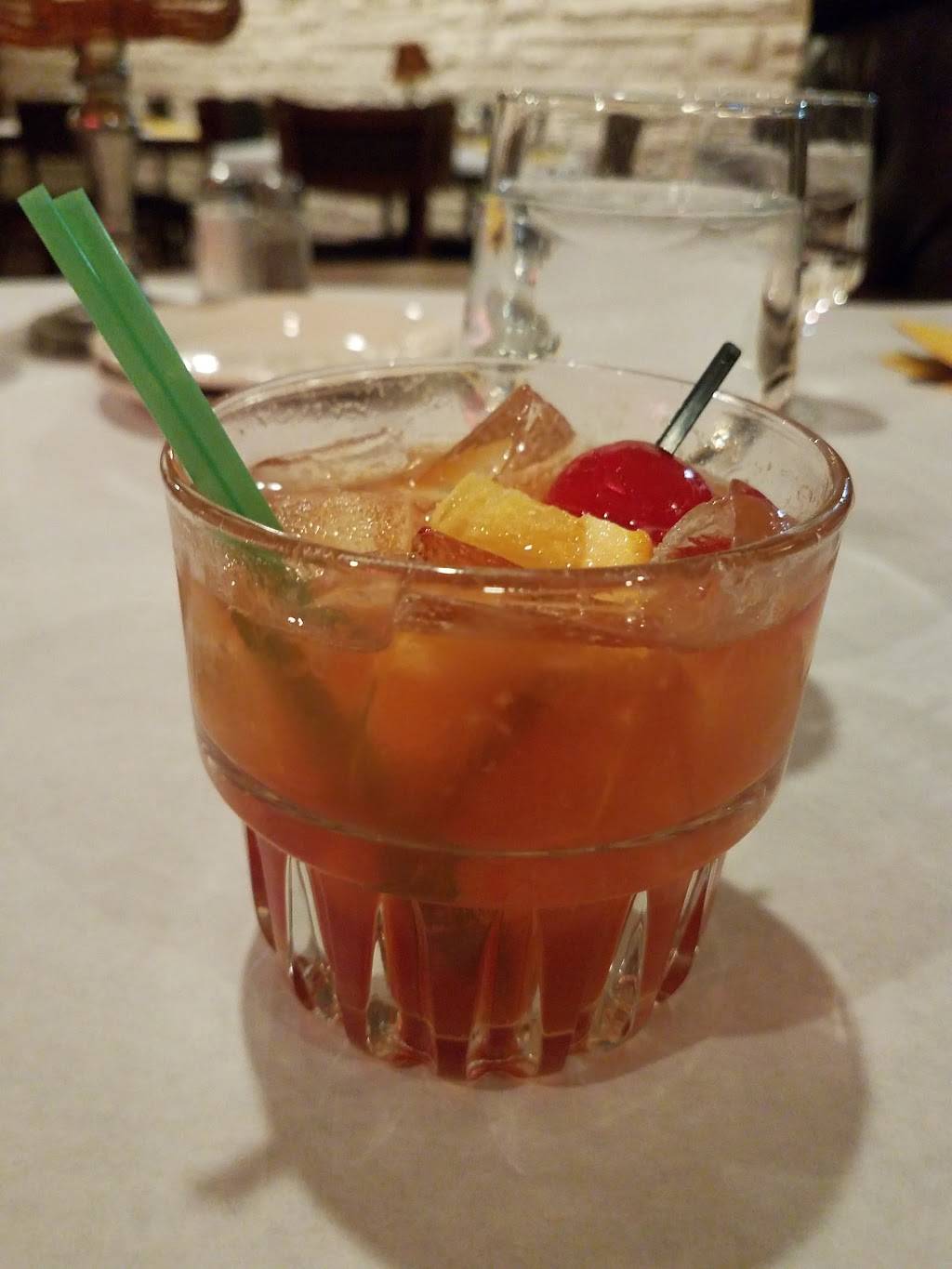 Villa D Carlo | restaurant | 5140 6th Ave, Kenosha, WI 53140, USA | 2626543932 OR +1 262-654-3932