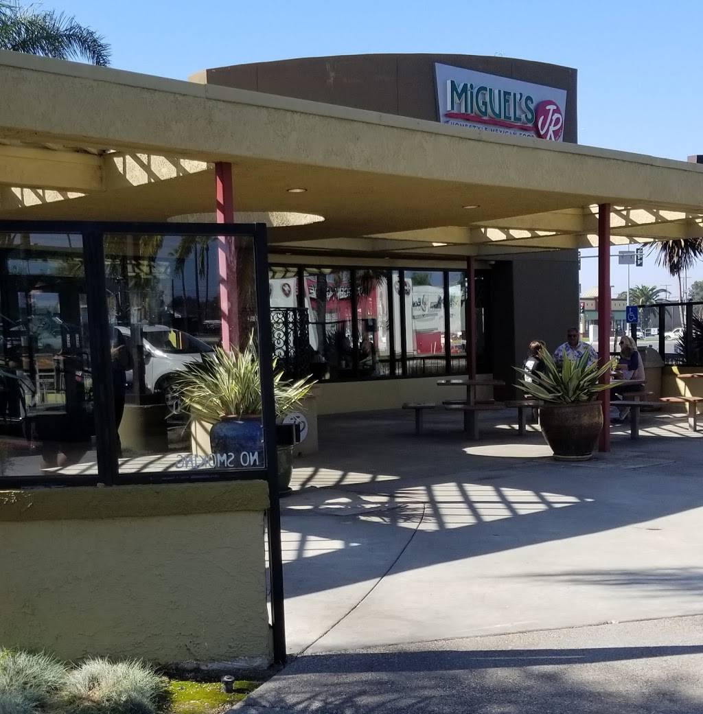 Miguels Jr. | restaurant | 114 E 17th St, Costa Mesa, CA 92627, USA | 9496462153 OR +1 949-646-2153