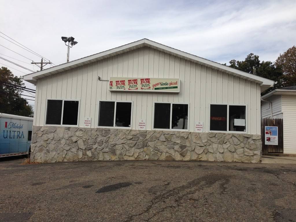 Cristys Pizza | restaurant | 145 E Main St, Amanda, OH 43102, USA | 7409698300 OR +1 740-969-8300