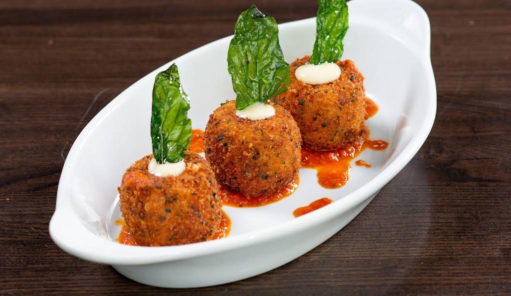 Berrelli’s Family Style Italian | restaurant | 233 Resort Dr, Tannersville, PA 18372, USA | 5703691506 OR +1 570-369-1506