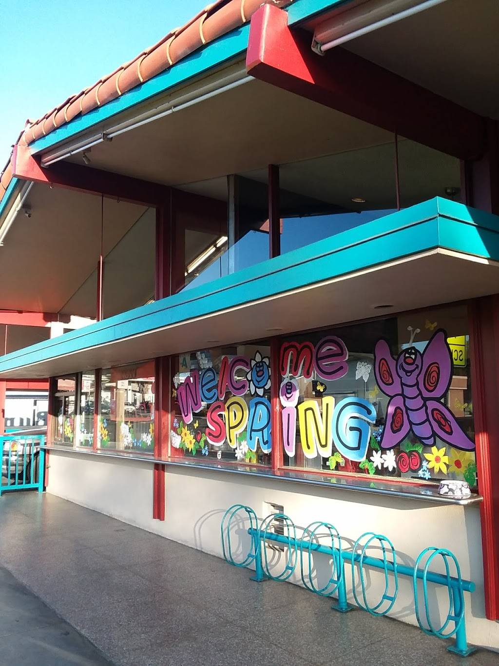 Beef n Bun | restaurant | 2477 Fletcher Pkwy, El Cajon, CA 92020, USA | 6194650767 OR +1 619-465-0767