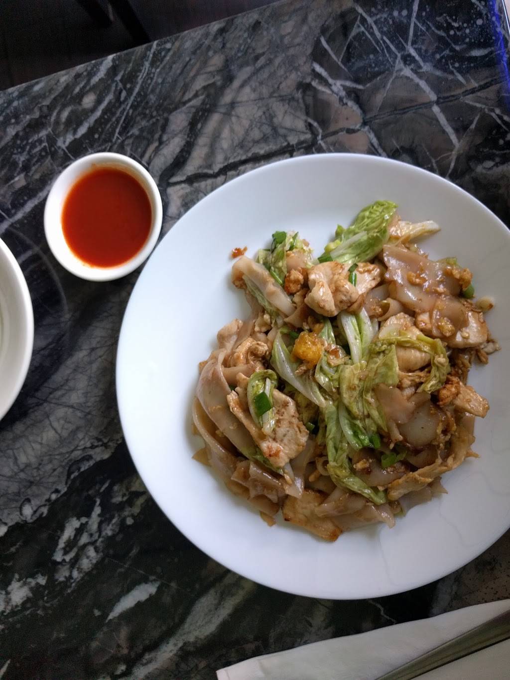 Whoopi Thai cuisine | meal delivery | 2449 Black Rock Turnpike, Fairfield, CT 06825, USA | 2034294956 OR +1 203-429-4956