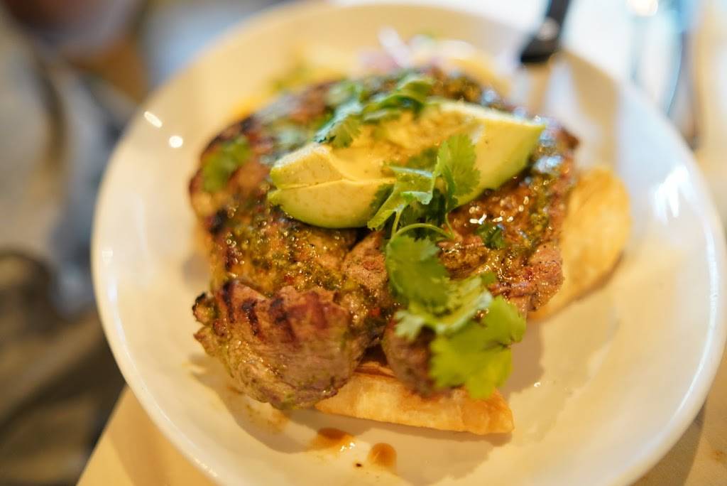 Roost | restaurant | 1972 Fairview St, Houston, TX 77019, USA | 7135237667 OR +1 713-523-7667