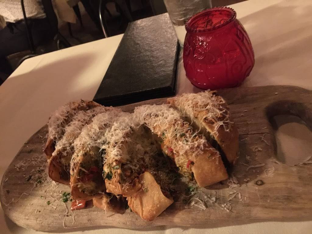 Botticellis | restaurant | 1321 S Congress Ave, Austin, TX 78704, USA | 5129161315 OR +1 512-916-1315