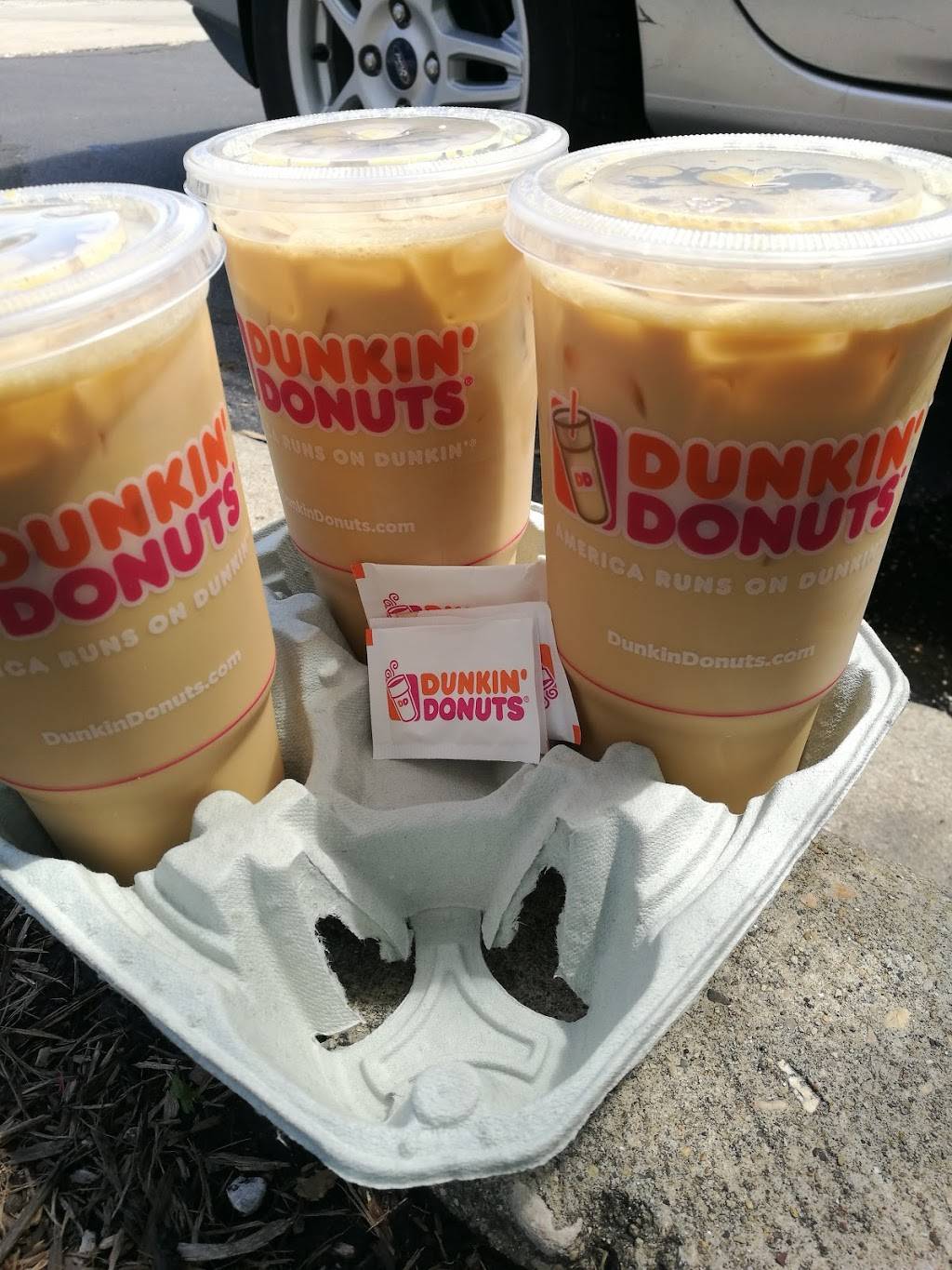 Dunkin Donuts | cafe | 5150 W Touhy Ave, Skokie, IL 60077, USA | 8479820000 OR +1 847-982-0000