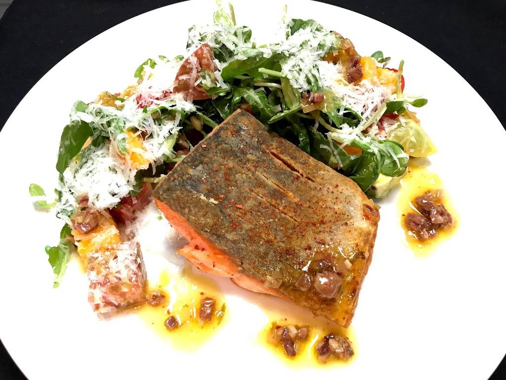 Rosewood Bar & Grill | restaurant | 28 S School St, Lodi, CA 95240, USA | 2093690470 OR +1 209-369-0470