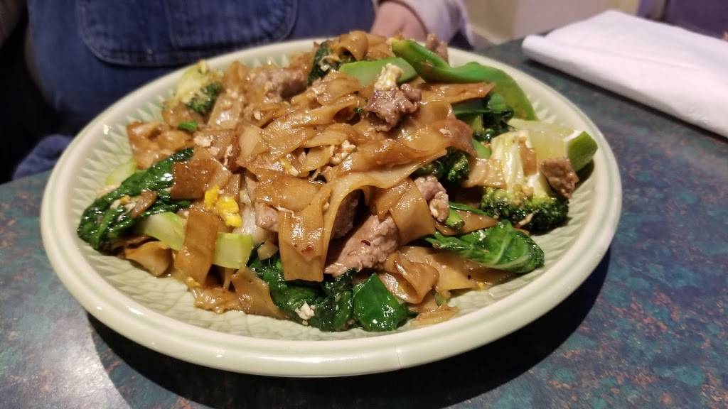 My Thai Kitchen | restaurant | 4911 Dundas St W, Etobicoke, ON M9A 1B2, Canada | 4165193356 OR +1 416-519-3356