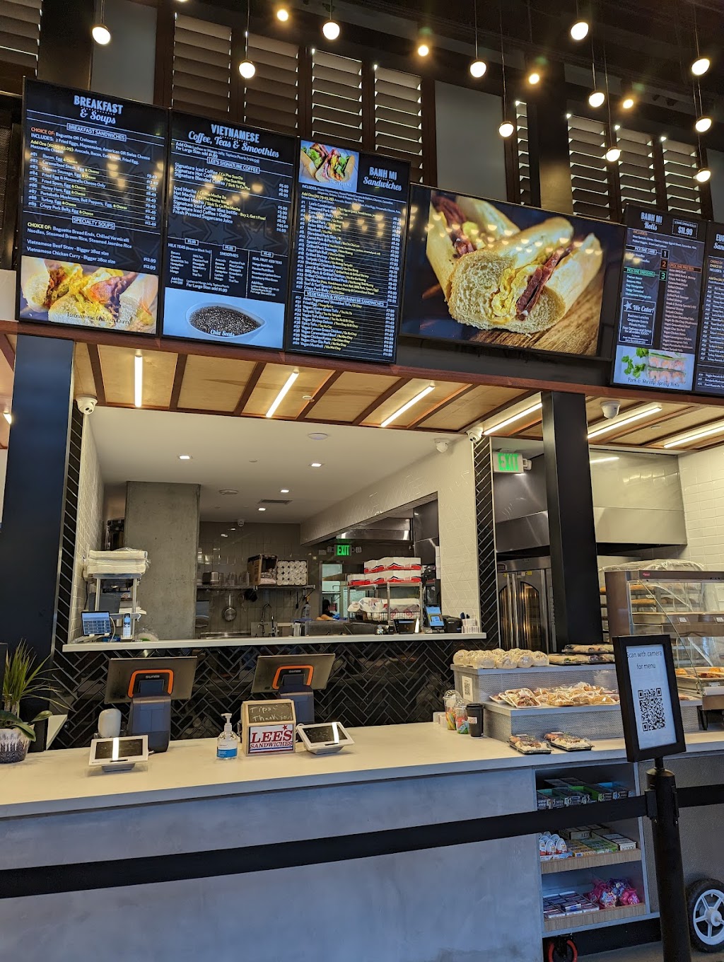 Lees Sandwiches | restaurant | 88 E San Carlos St, San Jose, CA 95112, USA | 4082868888 OR +1 408-286-8888