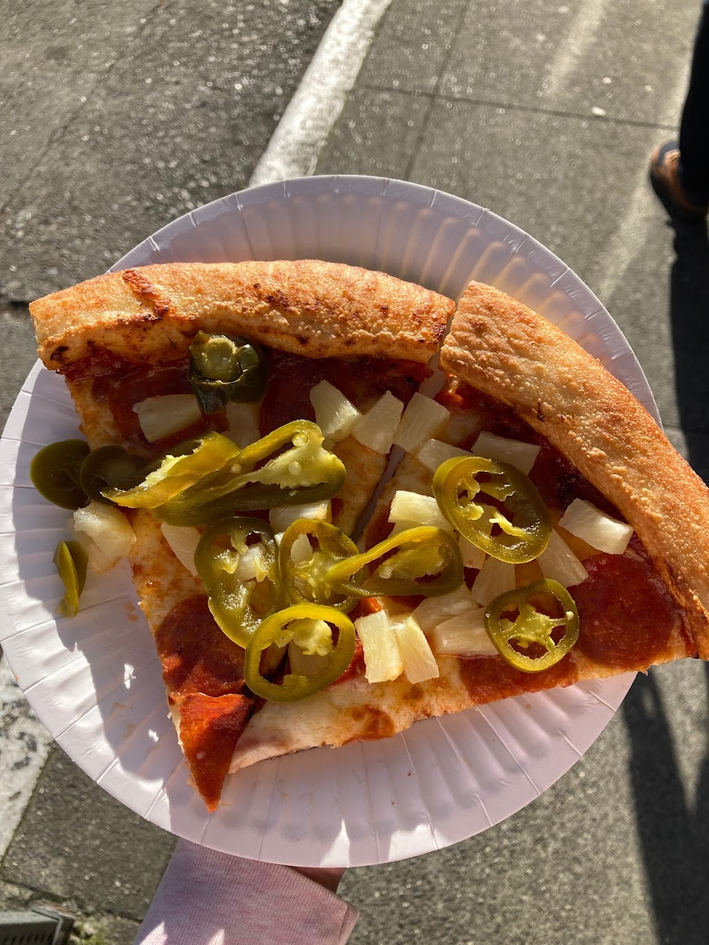 Smugs Pizza | restaurant | 1034 G St, Arcata, CA 95521, USA | 7078221927 OR +1 707-822-1927