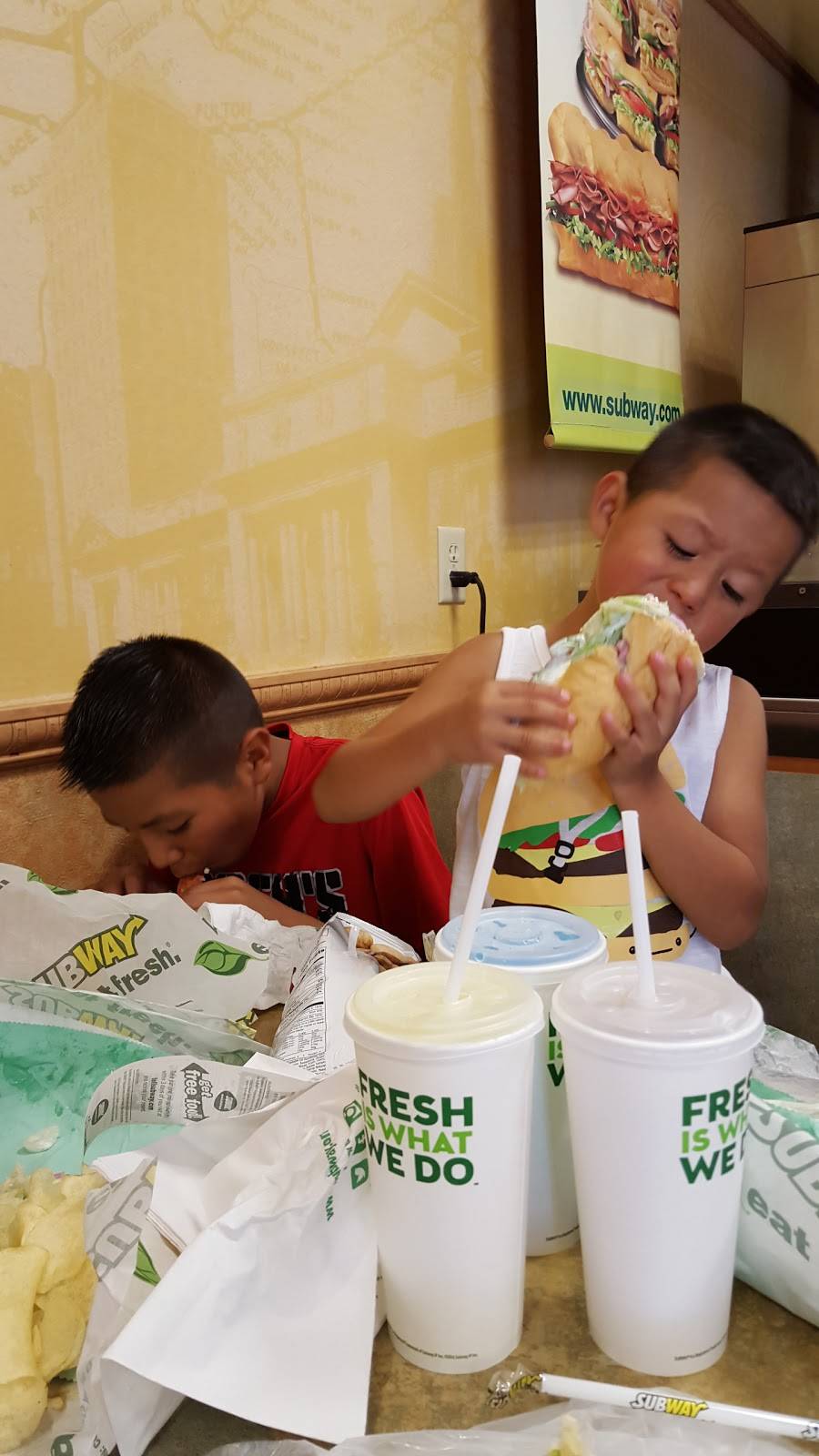 Subway | restaurant | 211 E Morris Blvd, Morristown, TN 37813, USA | 4233078281 OR +1 423-307-8281