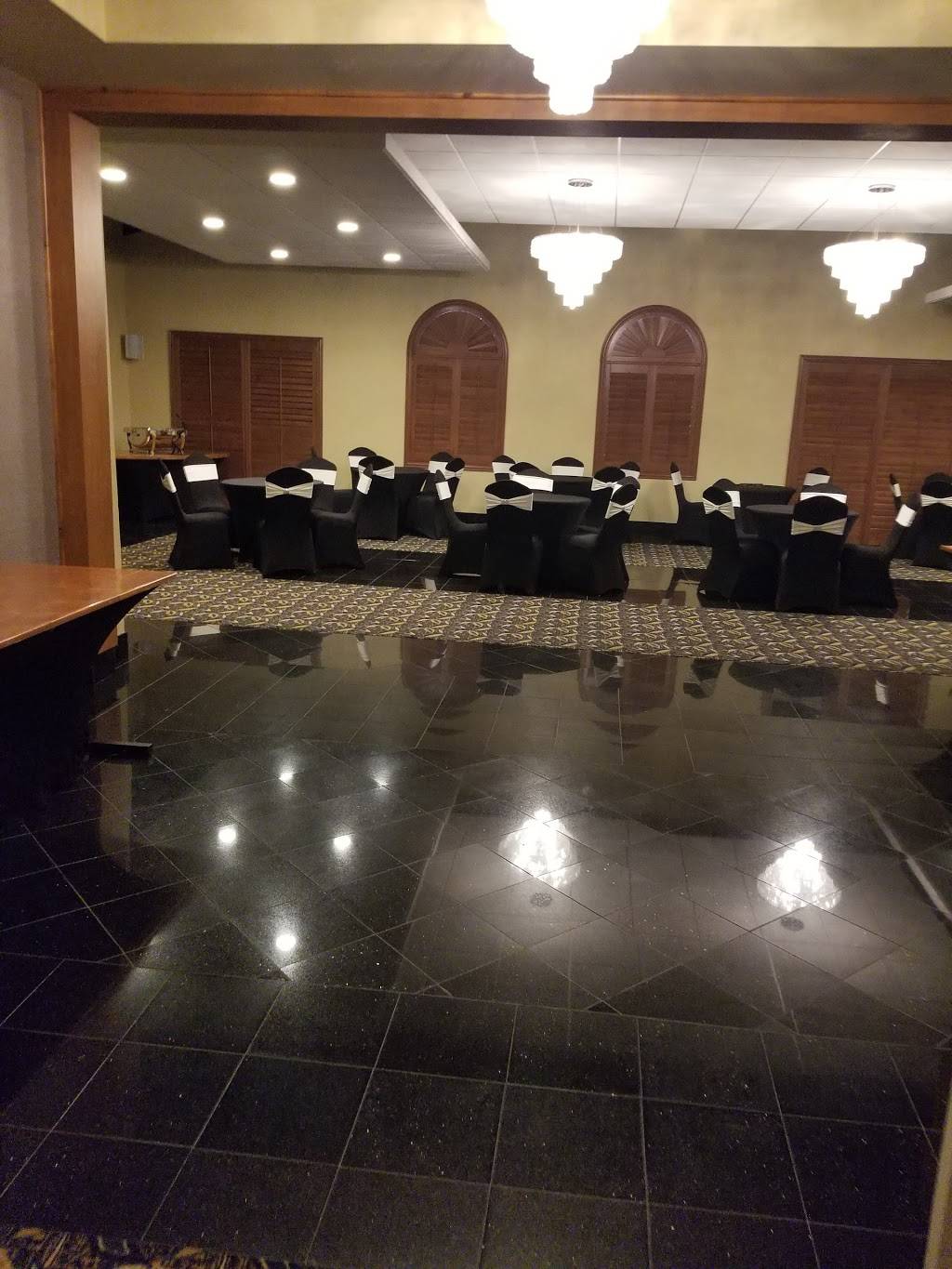 Palms Restaurant & Lounge | night club | 290 NJ-37, Toms River, NJ 08753, USA | 7322444000 OR +1 732-244-4000