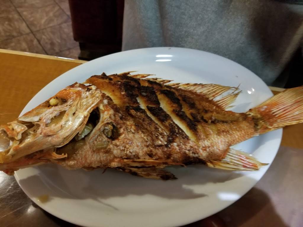 Mi Parrilla | restaurant | 3422 N Clinton St, Fort Wayne, IN 46805, USA | 2604710420 OR +1 260-471-0420