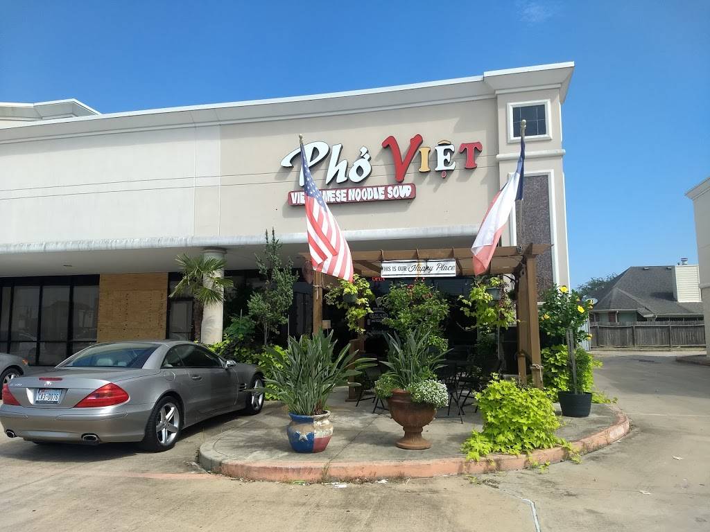 Pho Viet | restaurant | 13614 Bellaire Blvd, Houston, TX 77083, USA | 2815642188 OR +1 281-564-2188