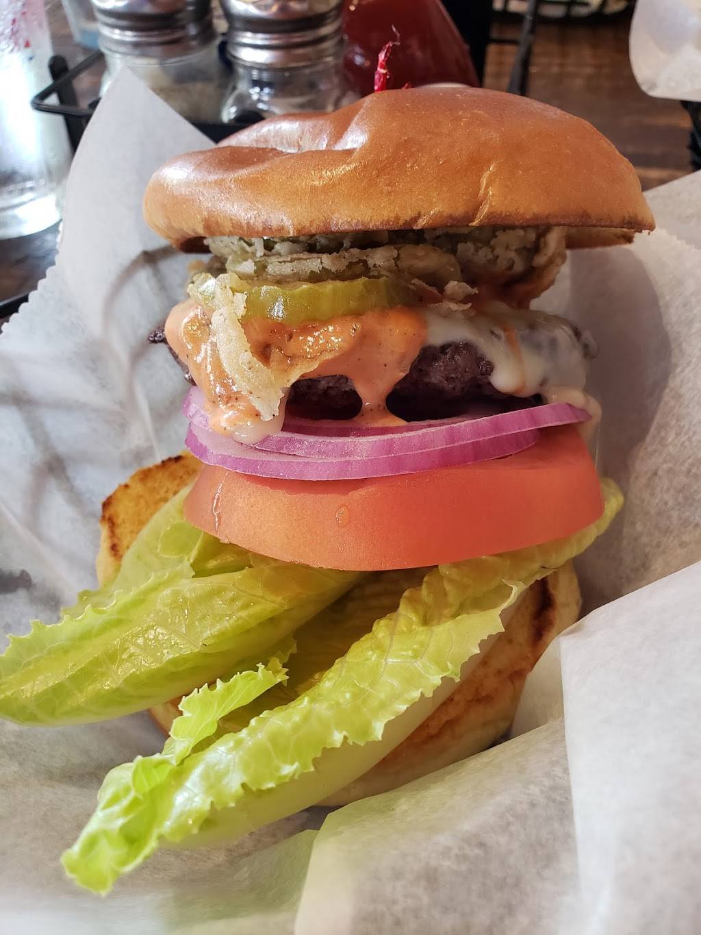 The Porter | restaurant | 201 W Pine St, Hattiesburg, MS 39401, USA | 6013369373 OR +1 601-336-9373