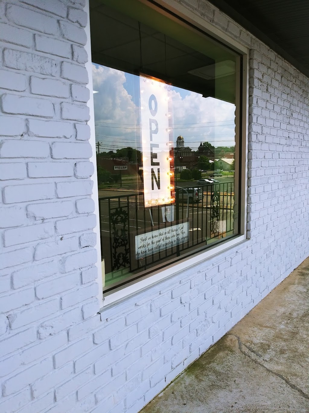 Nutrition Spot Cartersville | restaurant | 232 S Tennessee St, Cartersville, GA 30120, USA | 4702748975 OR +1 470-274-8975