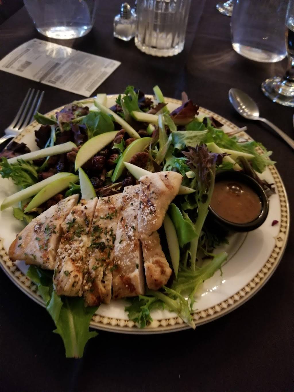 Lafayette Inn & Restaurant | restaurant | 146 Main St, Stanardsville, VA 22973, USA | 4349856345 OR +1 434-985-6345