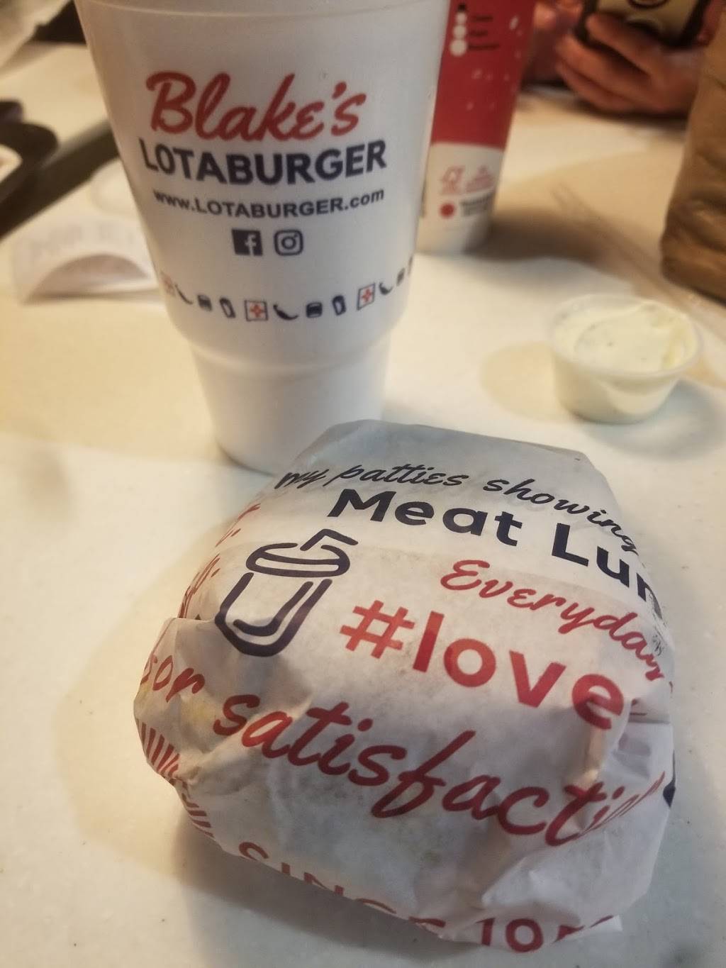 Blakes Lotaburger | restaurant | 1018074492238, Bernalillo, NM 87004, USA | 5055951666 OR +1 505-595-1666