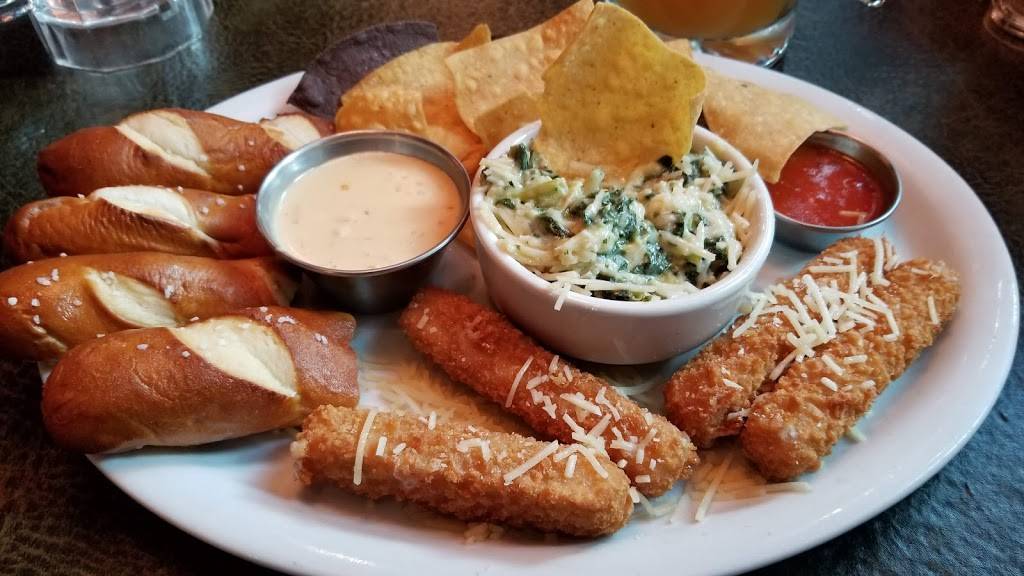 Ruby Tuesday | restaurant | 2055 Alcoa Hwy, Alcoa, TN 37701, USA | 8653423280 OR +1 865-342-3280