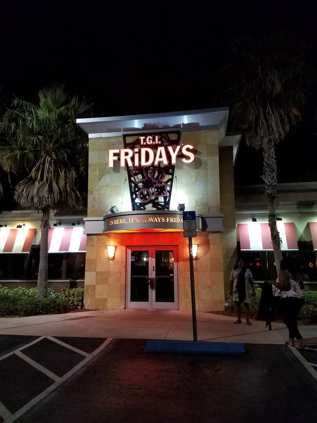 TGI Fridays | restaurant | 2190 Tyrone Blvd N, St. Petersburg, FL 33710, USA | 7273434394 OR +1 727-343-4394