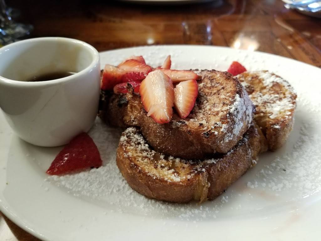 Brunos On Fourth | restaurant | 1226 4th St, Santa Rosa, CA 95404, USA | 7075698222 OR +1 707-569-8222