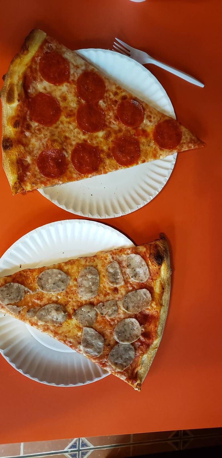 New York Pizza & Pasta | restaurant | 611 Parkway Ste B5, Gatlinburg, TN 37738, USA | 8654369300 OR +1 865-436-9300