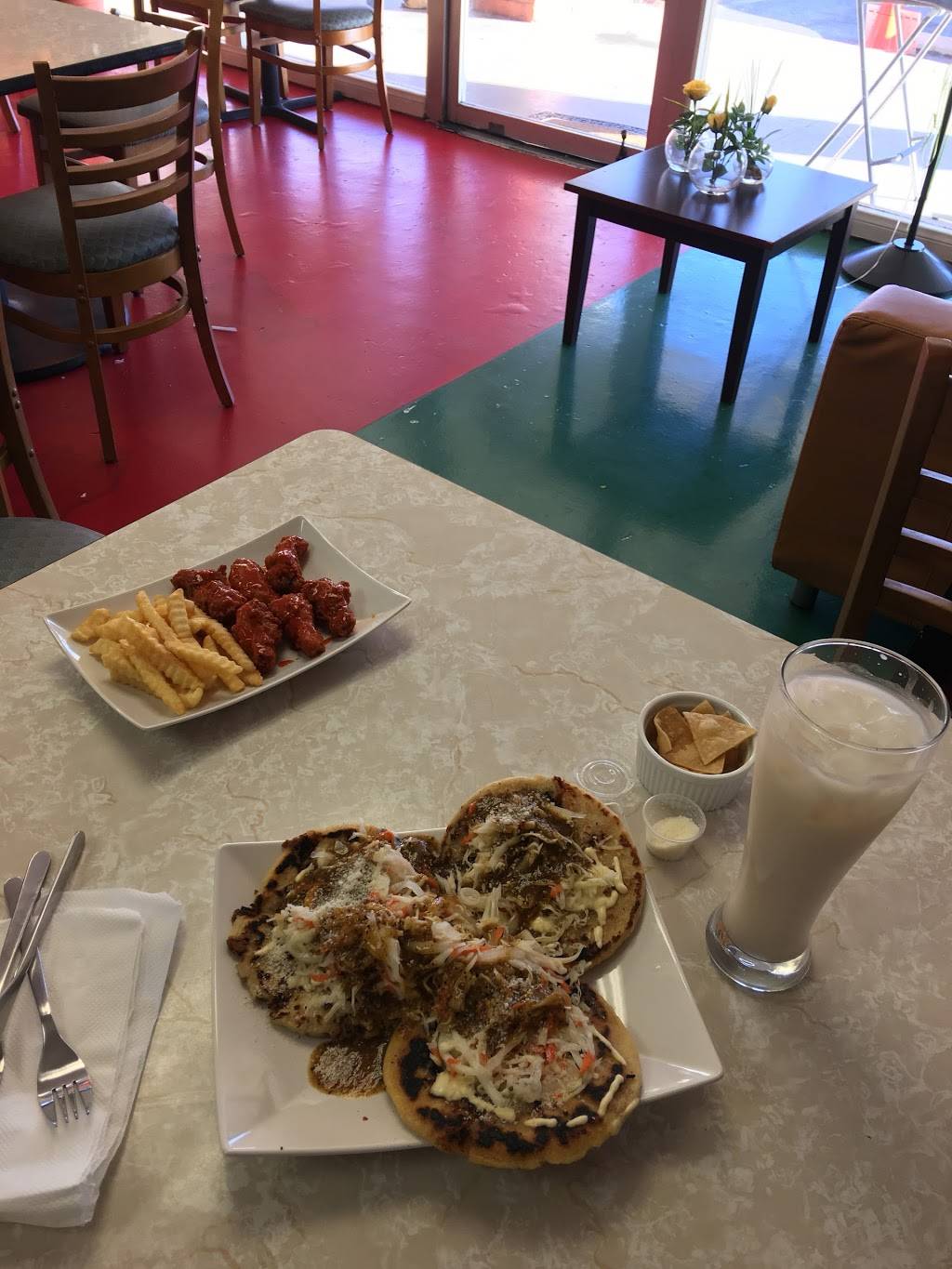 Charcoal Grill Chicken | restaurant | 18921 Soledad Canyon Rd, Canyon Country, CA 91351, USA | 6614954045 OR +1 661-495-4045