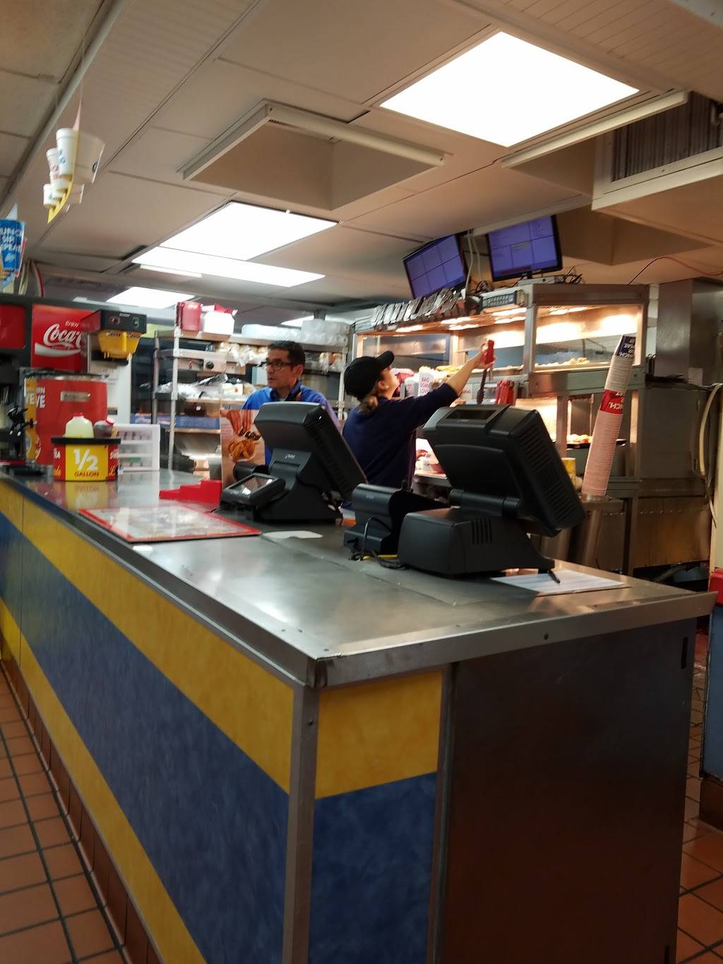 Churchs Chicken | restaurant | 2509 S Westmoreland Rd, Dallas, TX 75211, USA | 2143309614 OR +1 214-330-9614