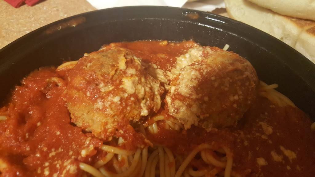 La Casa | restaurant | 635 E Main St, Bay Shore, NY 11706, USA | 6316651010 OR +1 631-665-1010