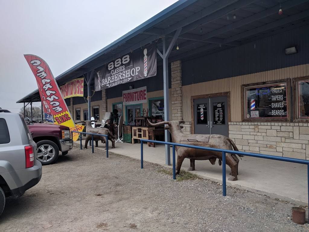 Naomis Diner | restaurant | 15033 Main St, Lytle, TX 78052, USA | 8307723462 OR +1 830-772-3462