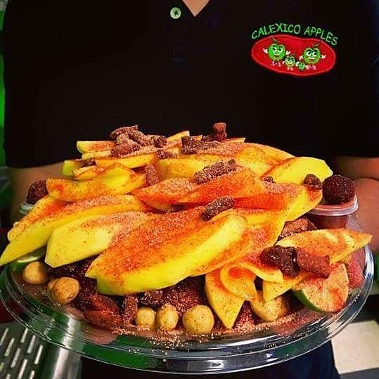 Calexico Apples | restaurant | 210 E Cole Blvd #2, Calexico, CA 92231, USA | 7608860636 OR +1 760-886-0636